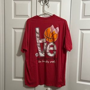Cute simply southern XL T-shirt with basketball